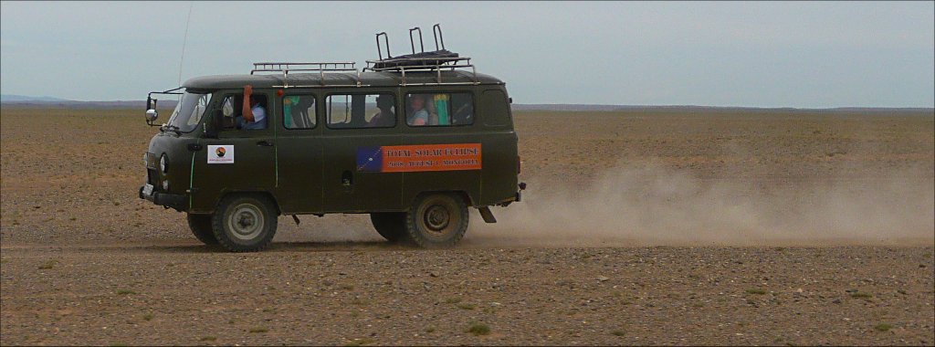 Crossing the desert with 4x4 minibus